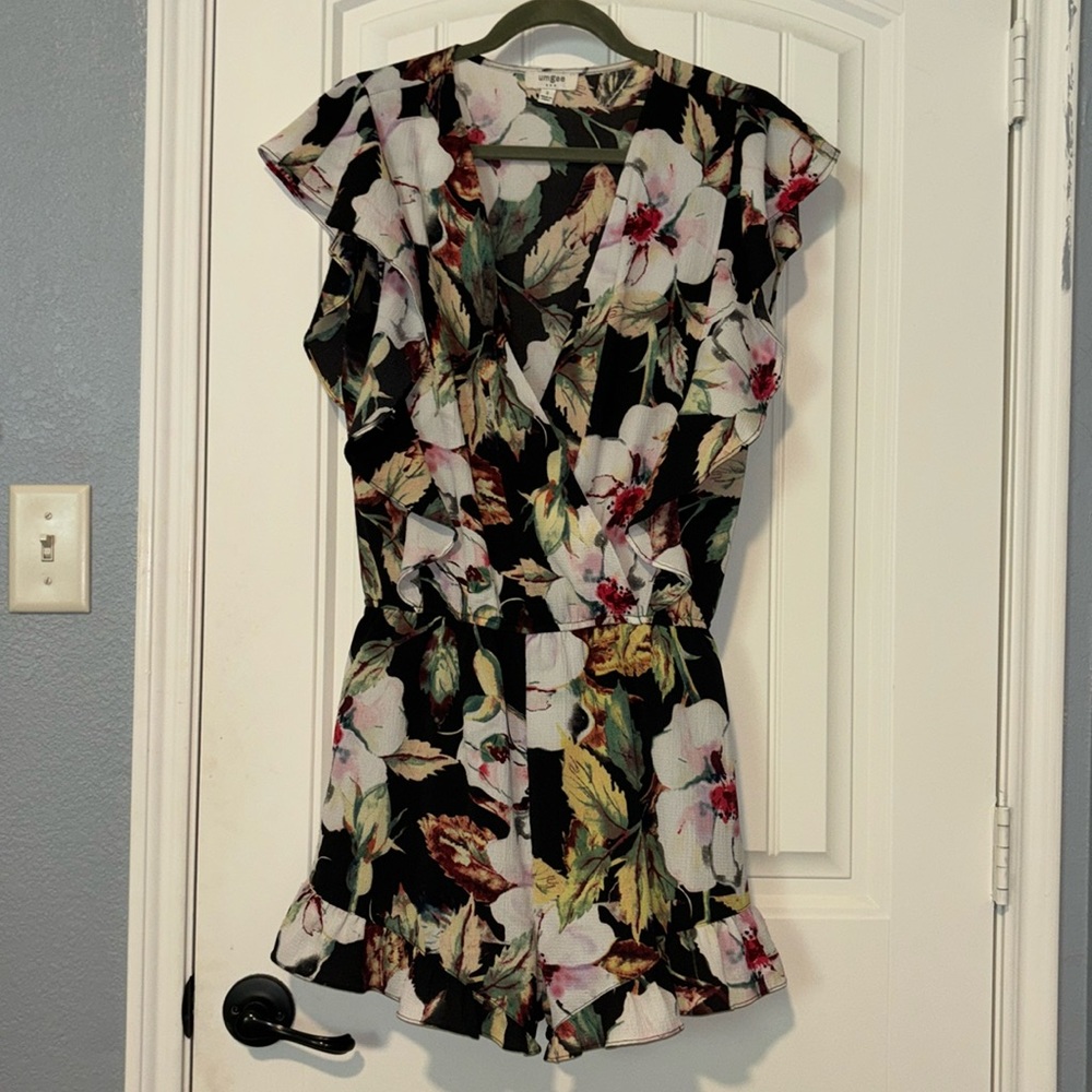 Casual floral jumper